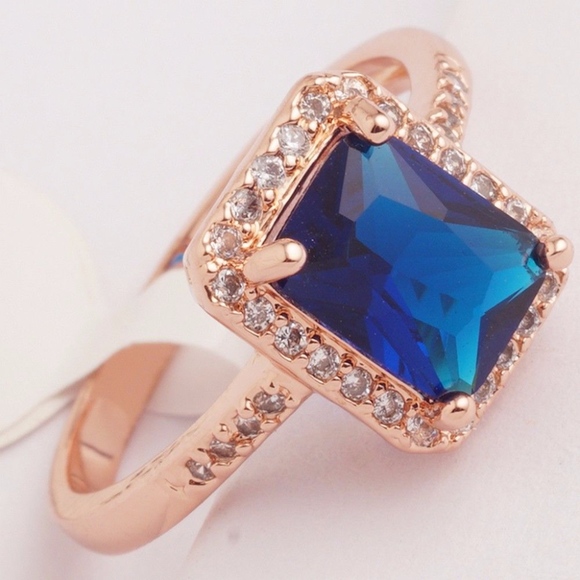 Rose Gold Square Blue CZ Stone Accent Ring - Picture 4 of 6